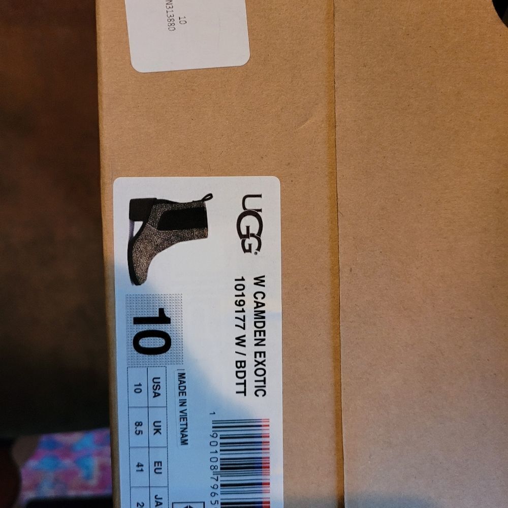 UGG Camden Exotic Size 10 - Picture 7 of 8